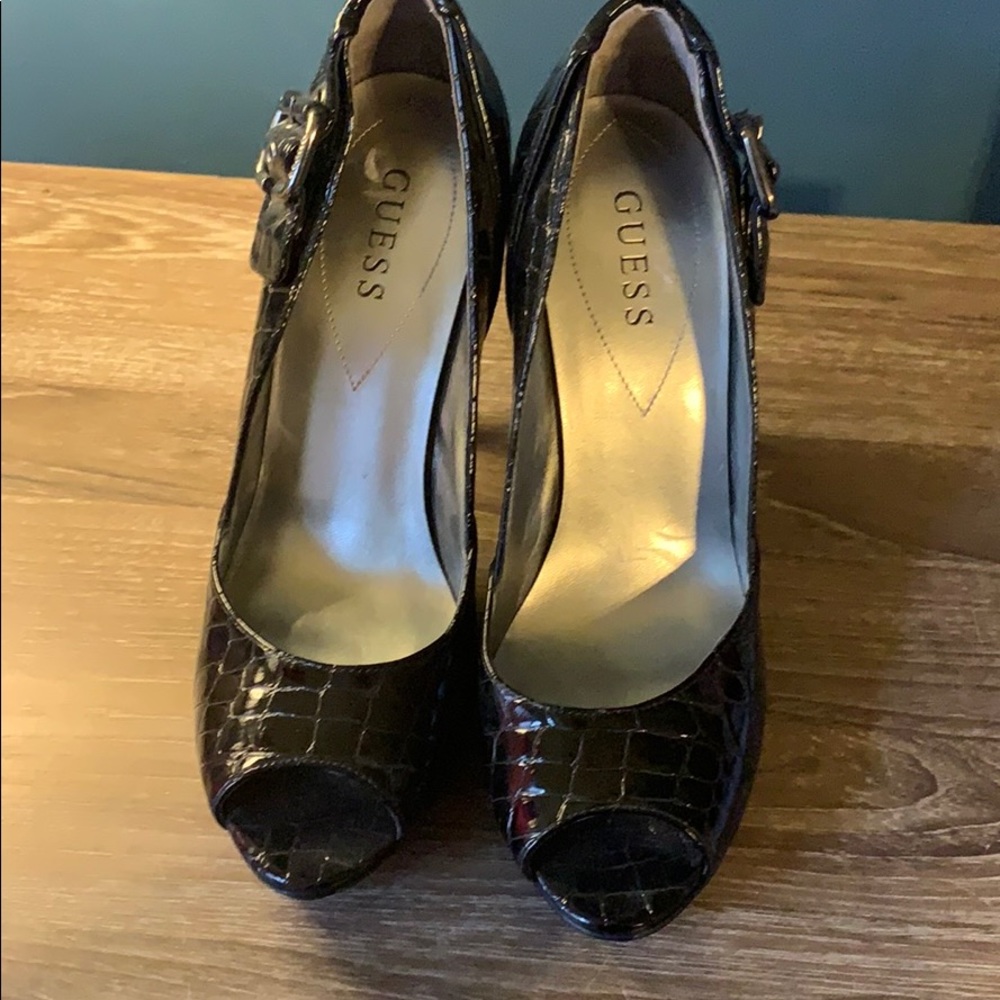 Guess heels